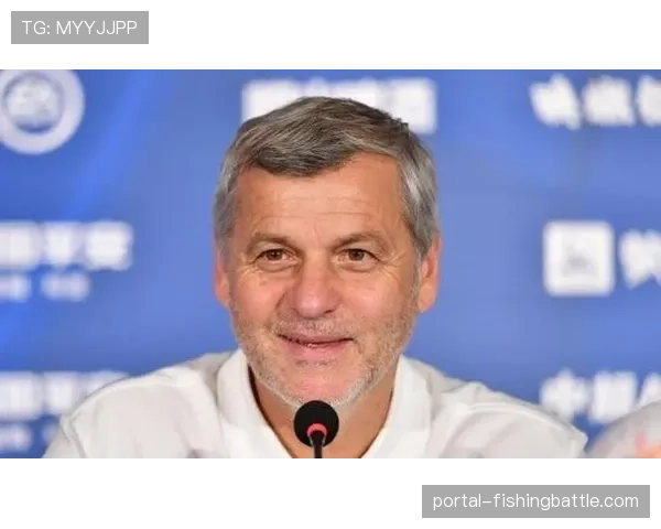 热内西奥父亲离世后坚持带队出征，展现职业精神